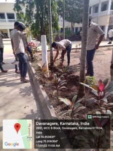 ee6f24db-58cf-49d9-8eec-18e1d0056114